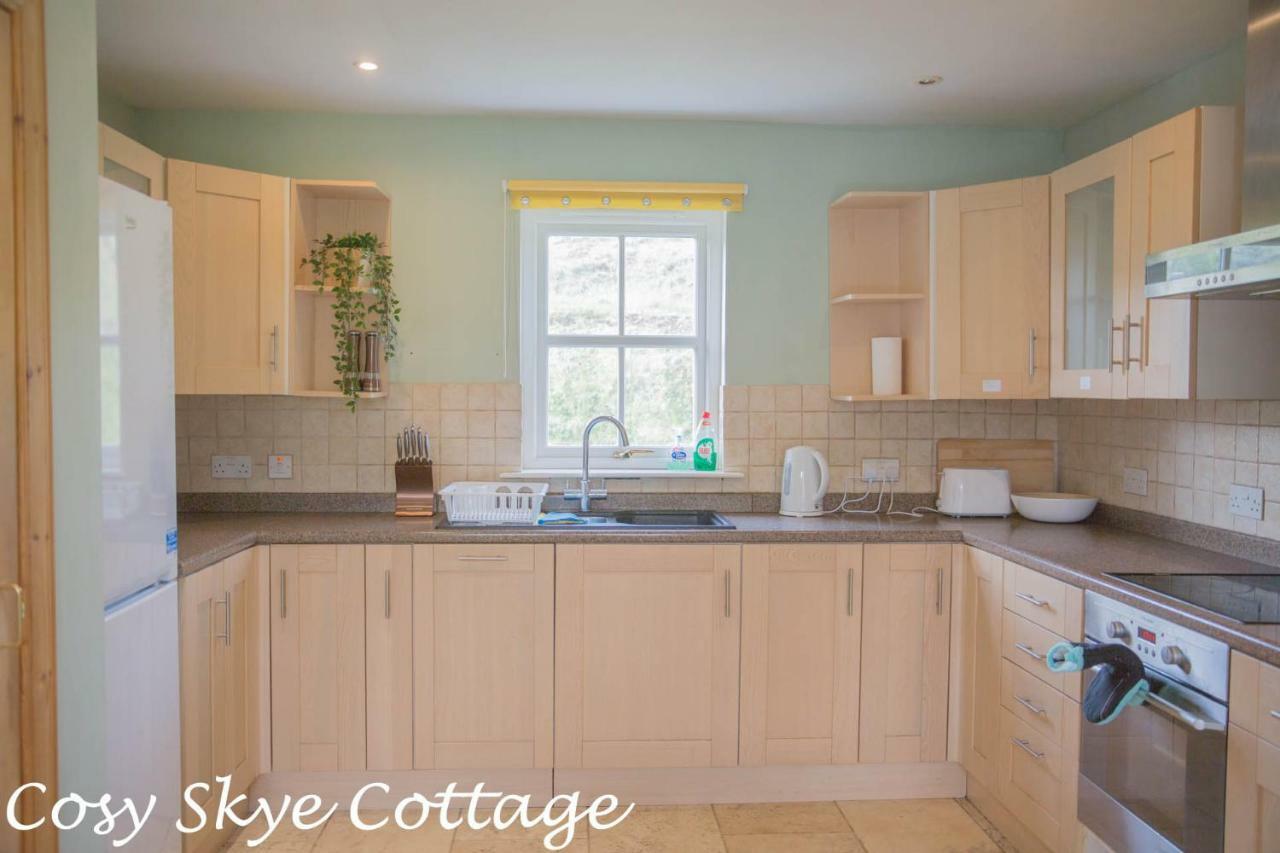 Cosy Skye Cottage Kingsburgh Exterior photo
